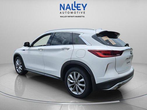 2022 INFINITI QX50 LUXE