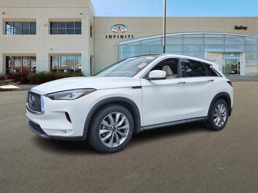 2022 INFINITI QX50 LUXE