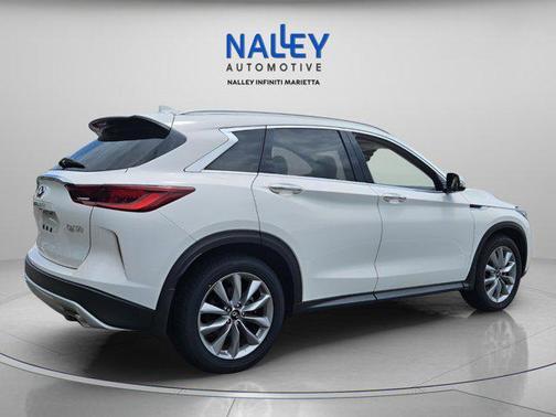 2022 INFINITI QX50 LUXE