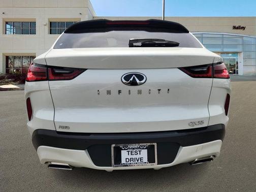 2022 INFINITI QX55 ESSENTIAL