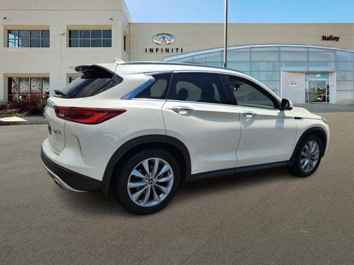 2022 INFINITI QX50 ESSENTIAL