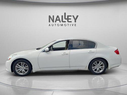2015 INFINITI Q60 Journey