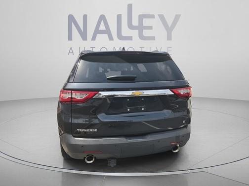 Graphite Metallic 2018 Chevrolet Traverse LT Leather