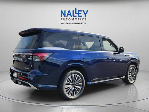 2025 INFINITI QX80 Luxe
