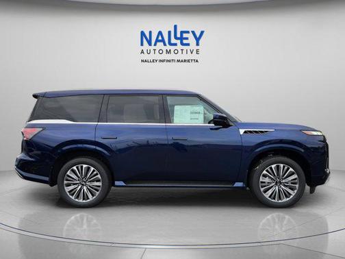2025 INFINITI QX80 Luxe