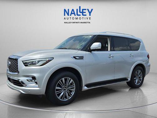 2022 INFINITI QX80 Luxe