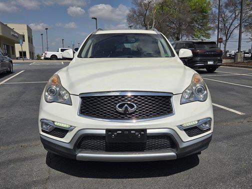 2017 INFINITI QX50 Base