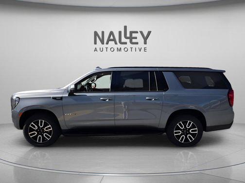 2021 GMC Yukon XL 4WD AT4