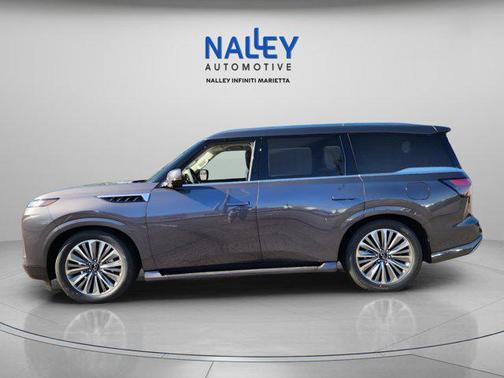 2025 INFINITI QX80 Luxe