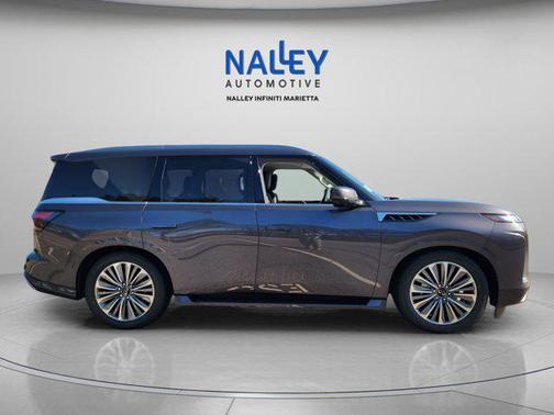 2025 INFINITI QX80 Luxe