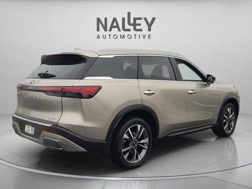 2022 INFINITI QX60 Luxe