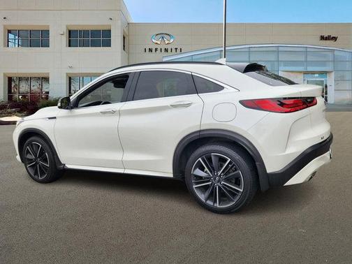 2023 INFINITI QX55 LUXE