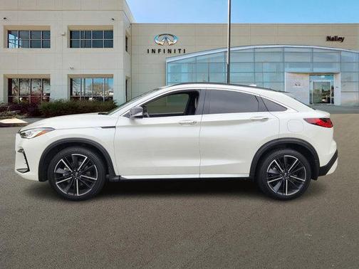2023 INFINITI QX55 LUXE