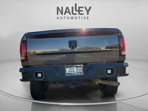 2017 RAM 2500 Laramie Crew Cab 4x4 6'4' Box