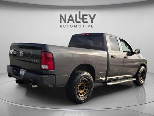 Granite Crystal Metallic Clearcoat 2018 RAM 1500 Express