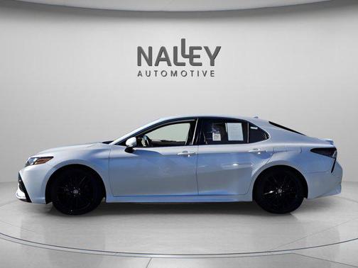 2024 Toyota Camry Hybrid SE