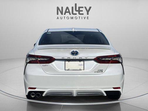 2024 Toyota Camry Hybrid SE