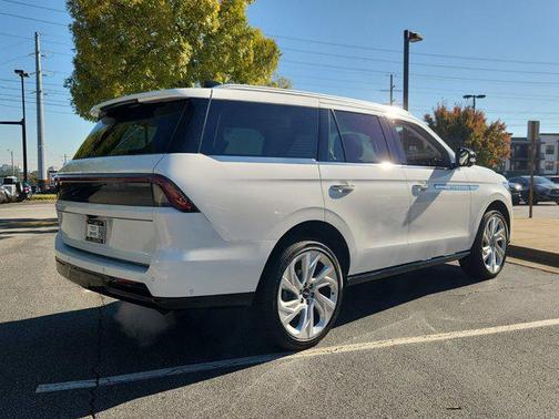 2025 Lincoln Navigator Reserve