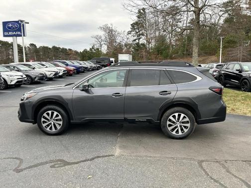 2023 Subaru Outback Premium