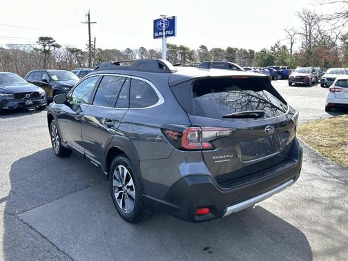 Magnetite Gray Metallic 2023 Subaru Outback Limited