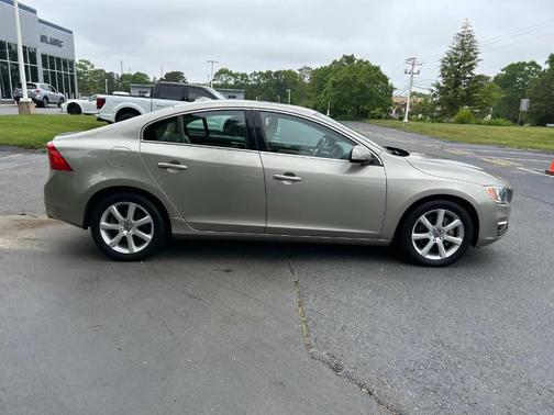 2016 Volvo S60 T5 Premier