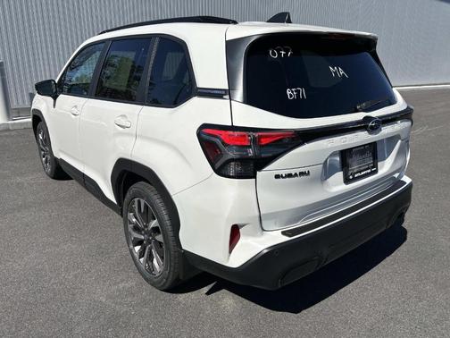 Crystal White Pearl 2026 Subaru Forester Touring