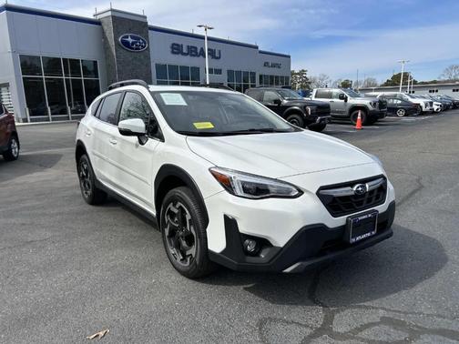 Crystal White Pearl 2021 Subaru Crosstrek Limited