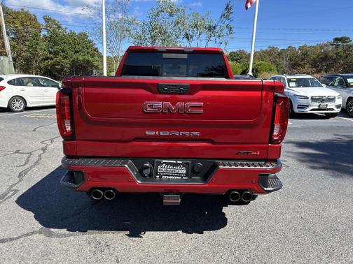2022 GMC Sierra 1500 Limited AT4