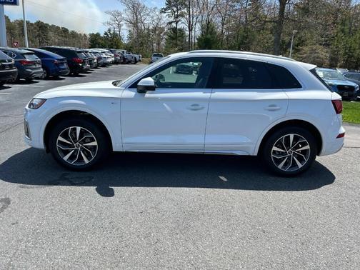 2022 Audi Q5 45 S line quattro Premium