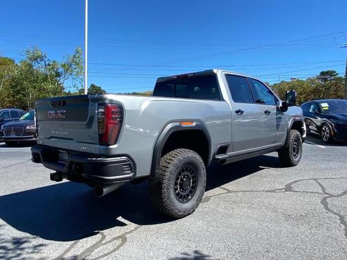 2025 GMC Sierra 2500 AT4X