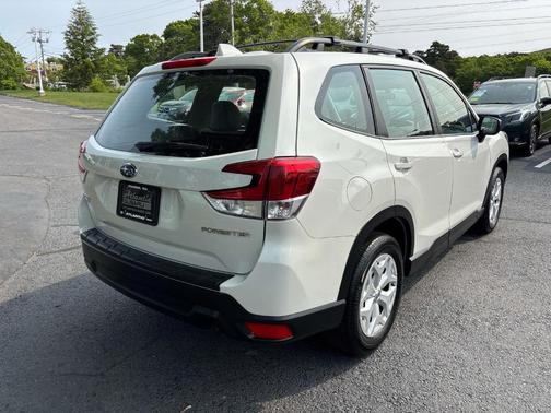 2022 Subaru Forester Base (CVT)