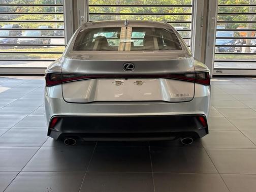 2022 Lexus IS 300 Base