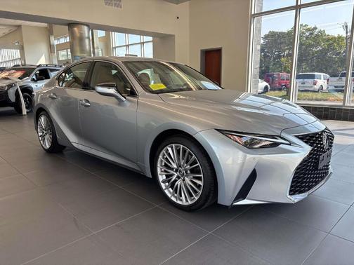2022 Lexus IS 300 Base