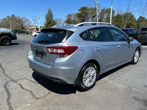 2018 Subaru Impreza 2.0i Premium