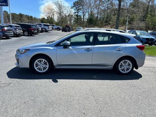 2018 Subaru Impreza 2.0i Premium