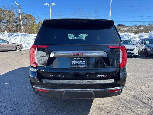 2023 GMC Yukon XL AT4