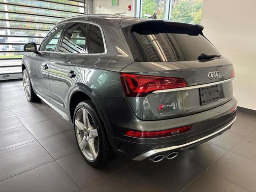 2024 Audi SQ5 3.0T Premium