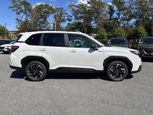 2025 Subaru Forester Hybrid 