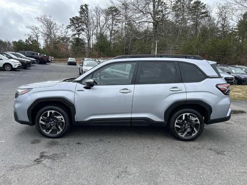 2025 Subaru Forester Hybrid 