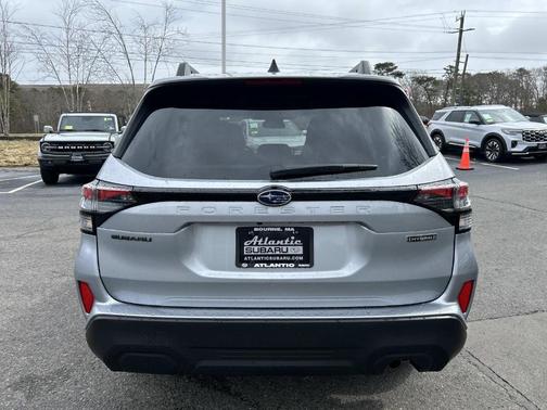 2025 Subaru Forester Hybrid 