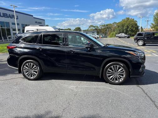2021 Toyota Highlander Platinum