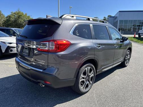 2025 Subaru Ascent Touring