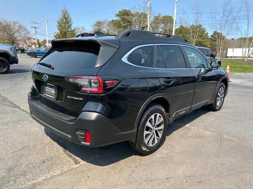 2022 Subaru Outback Premium
