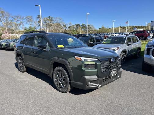 Deep Emerald Green 2026 Subaru Outback Premium