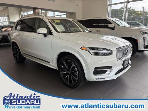 2025 Volvo XC90 B5 Plus