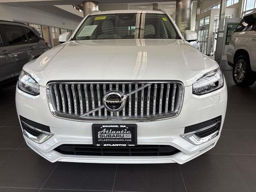 2025 Volvo XC90 B5 Plus