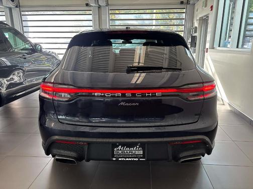 2023 Porsche Macan T