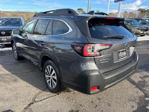 2023 Subaru Outback Premium