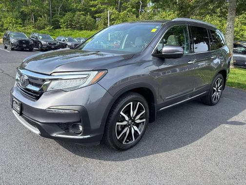 2019 Honda Pilot Touring 8-Passenger