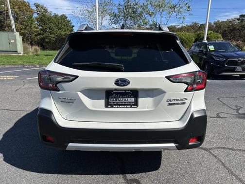 2023 Subaru Outback Touring XT